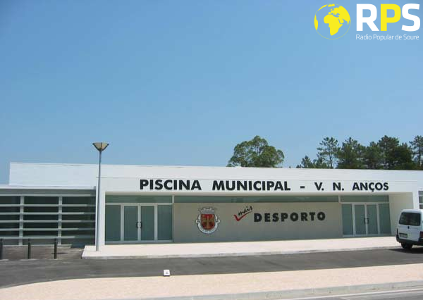 Piscina Municipal – Vista De Fora