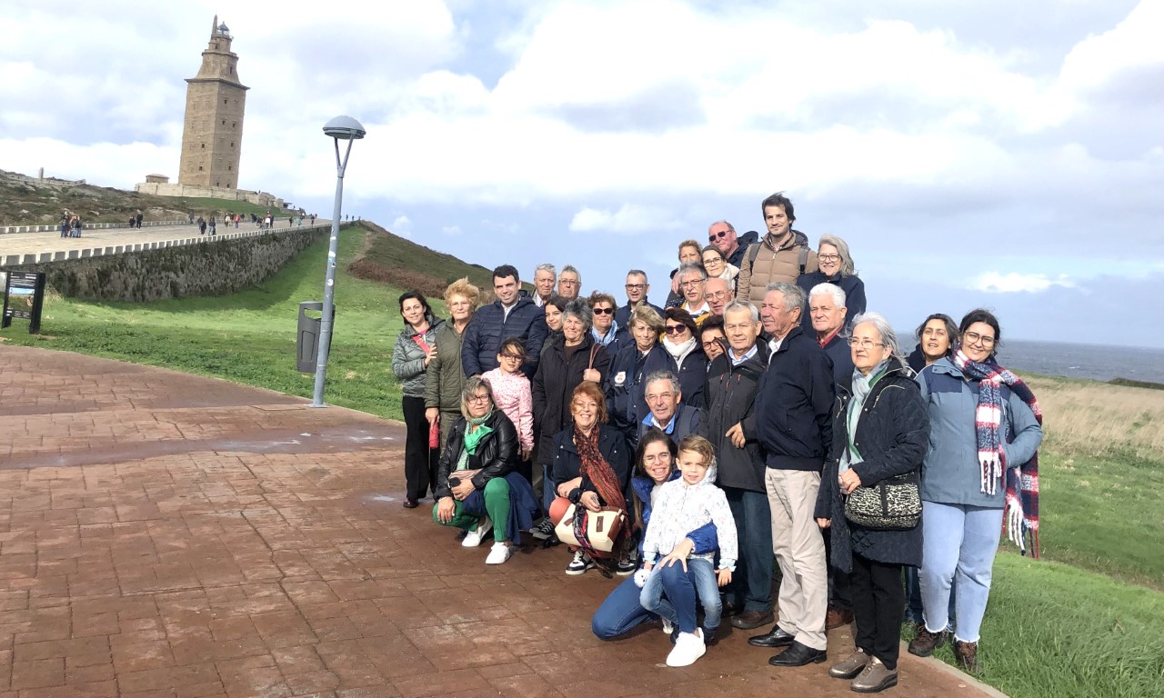 Grupo Folclórico Da Granja Do Ulmeiro Assinalou 17 Anos De Reativação Com ‘peregrinação’ A Santiago De Compostela