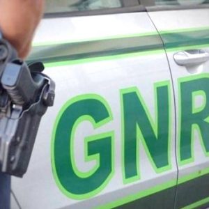 GNR Deteve 4 Homens E Constituiu Arguidas 2 Mulheres Por Tráfico De Droga Nos Concelhos De Soure, Coimbra E Cantanhede