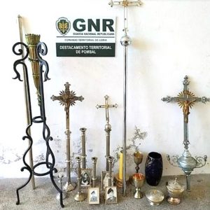 GNR Recuperou Artigos De Arte Sacra Roubados Da Capela De N.S. De Belém Em Caseirinhos, Pombal